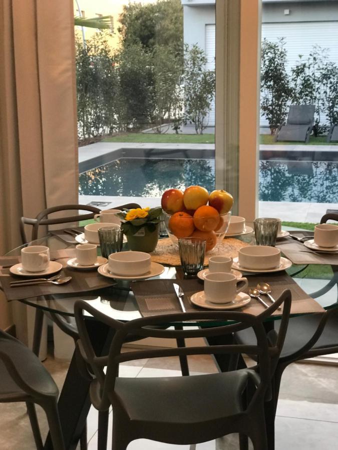 Villa Karolina Desenzano del Garda Exteriör bild