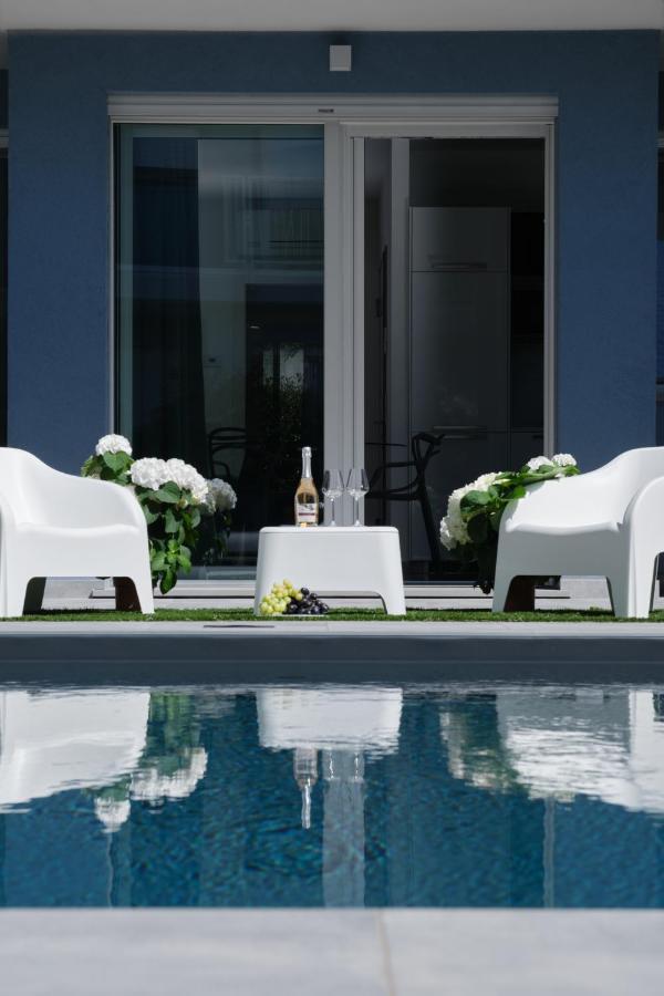 Villa Karolina Desenzano del Garda Exteriör bild
